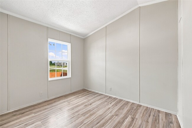 Building Photo - 1133 Rd 5823