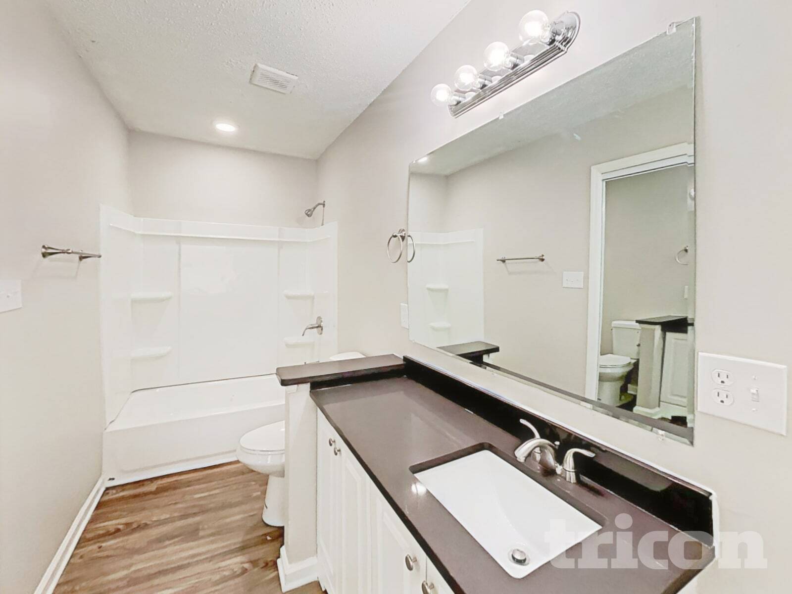 Building Photo - 5725 Becton Park Dr