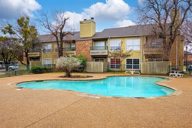 Building Photo - 4113 Esters Rd