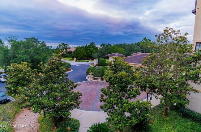 Building Photo - 955 Registry Blvd