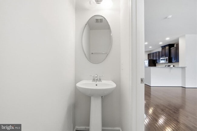 Building Photo - 22447 Bright Sky Dr