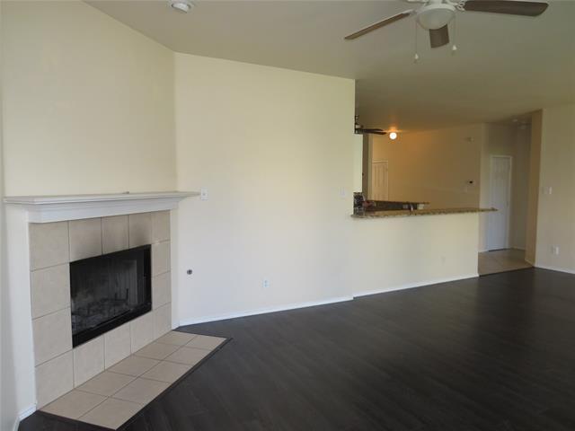 Building Photo - 2821 Hilcroft Ave
