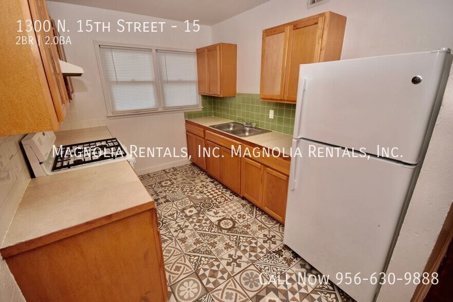 Building Photo - 1300 N 15th St