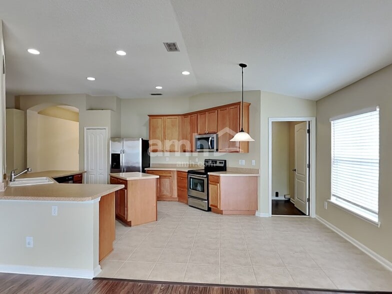 Building Photo - 3071 White Heron Trl