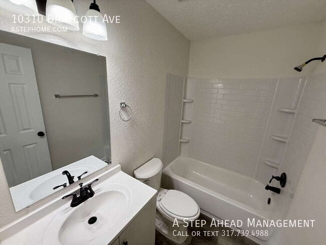 Building Photo - 10310 Draycott Ave