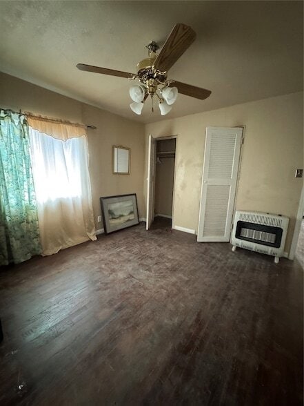 Building Photo - 2717 Avenue I