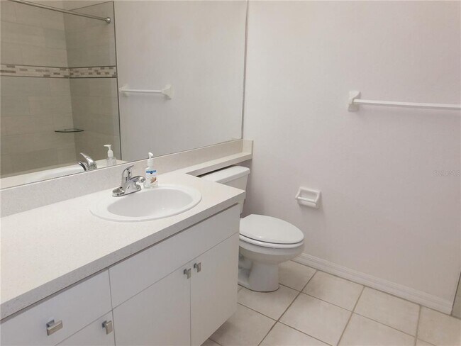 Building Photo - 3438 Primrose Way