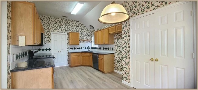 Building Photo - 9602 Meadowchase Ct