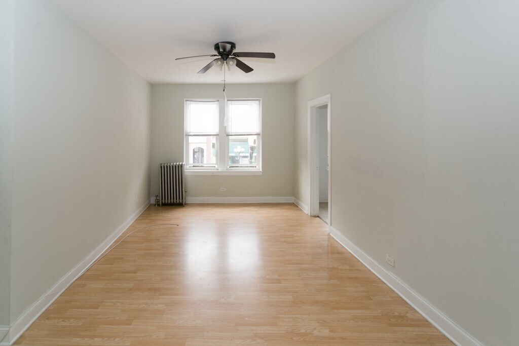 Building Photo - 4856 N Damen Ave