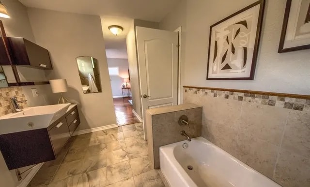 Building Photo - 254 Quentin Dr