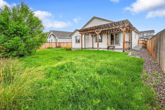 Building Photo - $2,550 - 4 Bed, 3 Bath Home in Colorado Sp...