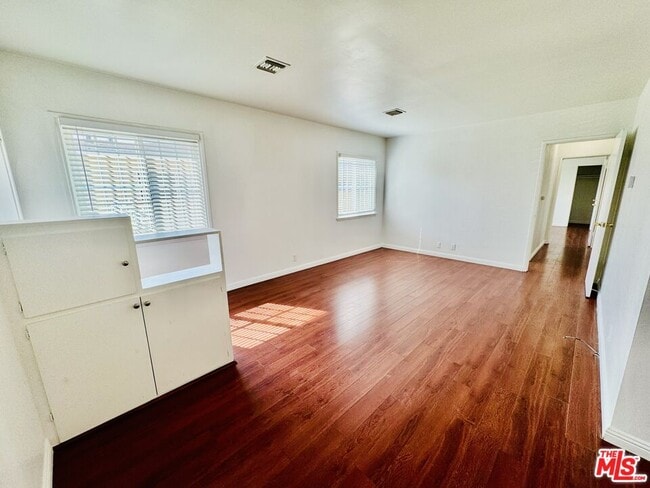 Building Photo - 3711 Selby Ave