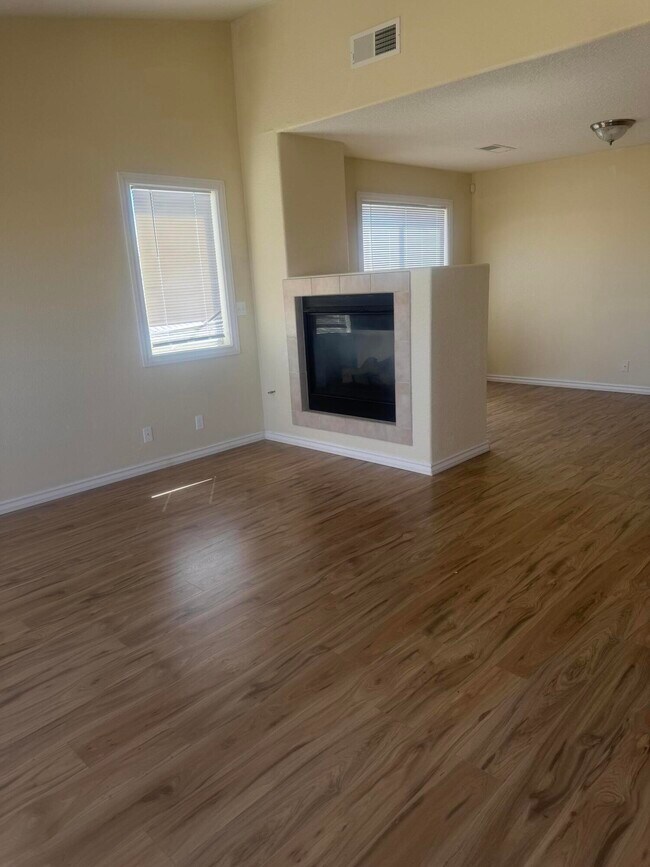 Building Photo - 1012 Kiska St NW