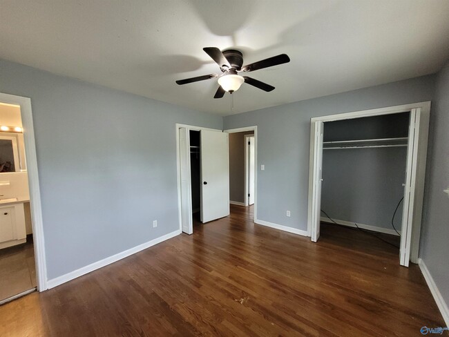 Building Photo - 4611 Daugette Dr NW