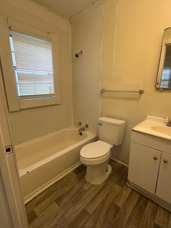 Building Photo - Available Now in Lafayette!