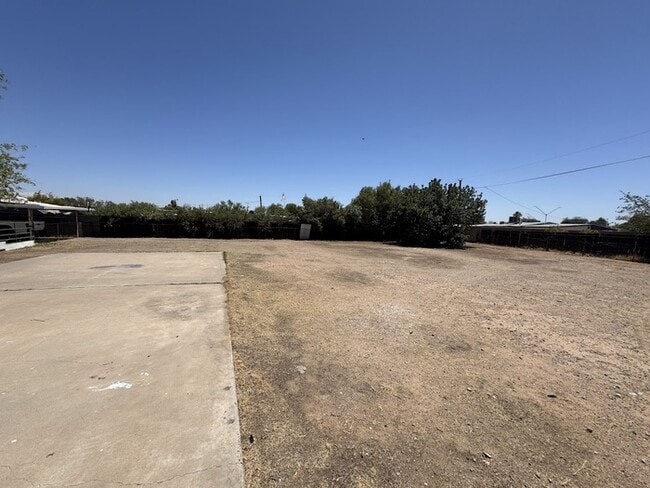 Building Photo - 16002 N 66th Dr