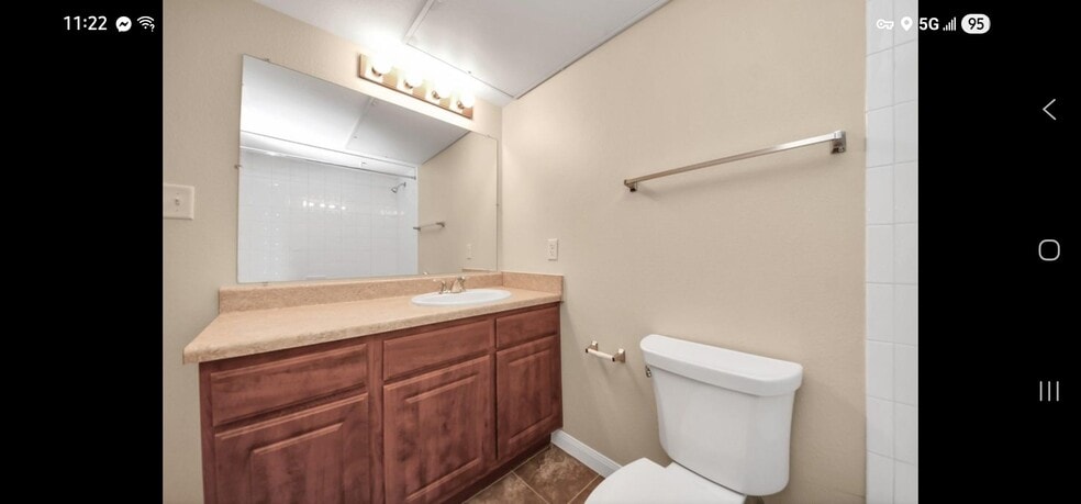 Building Photo - 8415 Hearth Dr