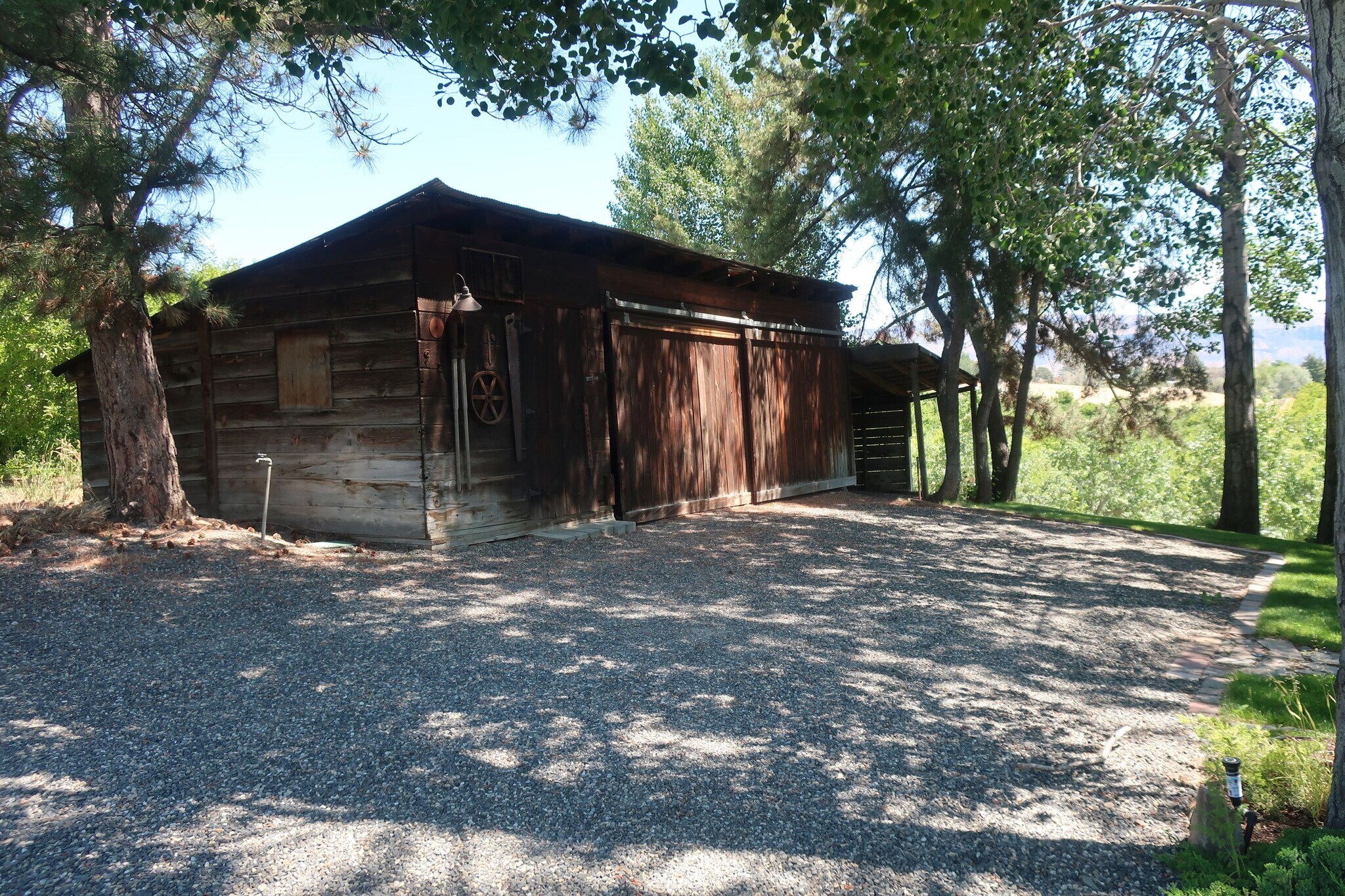 Building Photo - 3601 10th St SE