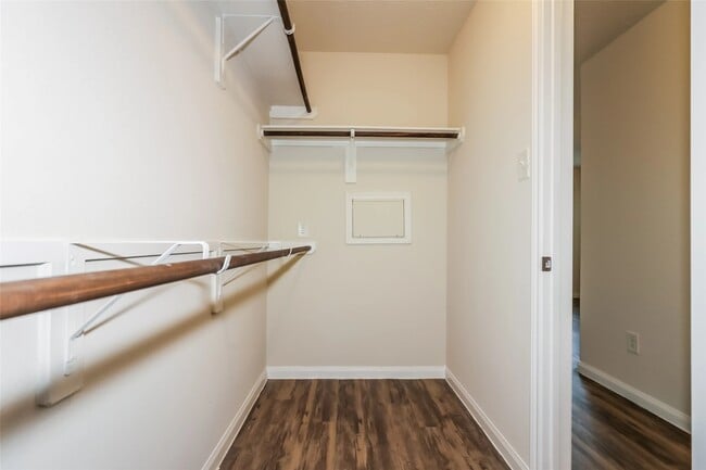 Building Photo - 5331 Long Arbor Ln
