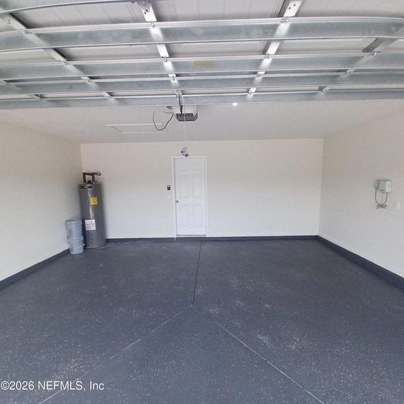 Building Photo - 8684 Lake George Cir W