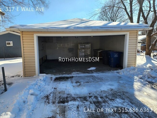 Building Photo - 317 E Wall Ave