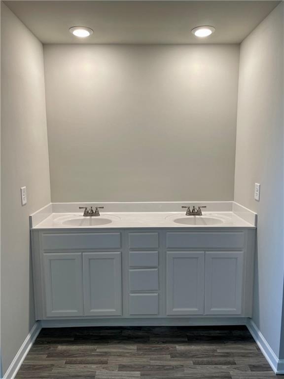 Building Photo - 511 Ruths Dr
