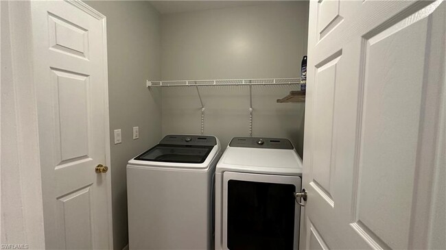 Building Photo - 10353 Canal Brook Ln