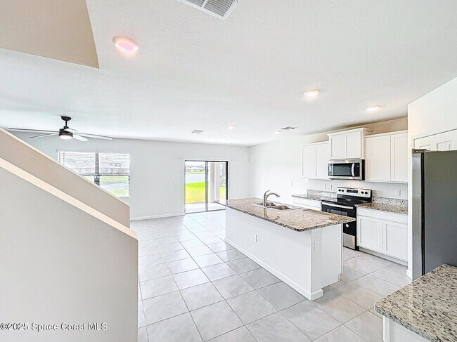 Building Photo - 870 Remington Green Dr SE