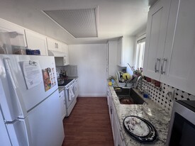 Building Photo - 841 Di Fiore Dr