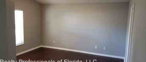 Building Photo - 1512 Sundown Ln