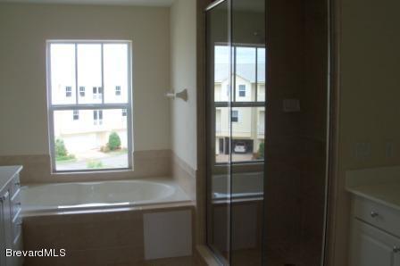 Building Photo - 870 Vignoles Ave NE