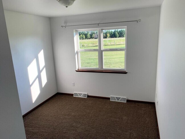 Building Photo - 7112 Brehm St