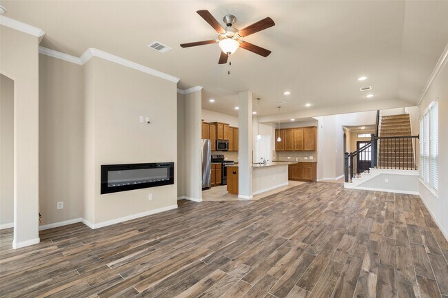 Building Photo - 15714 Highlands Cove Dr