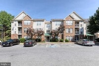 Building Photo - 3021 Hunting Ridge Dr