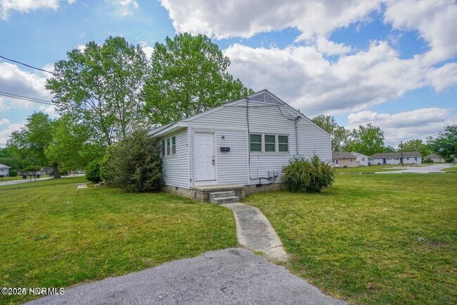 Building Photo - 311 Starling St