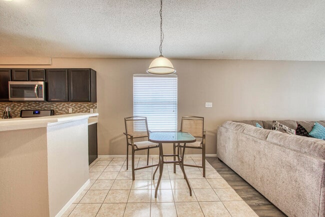 Building Photo - 12561 Paseo Alegre Dr