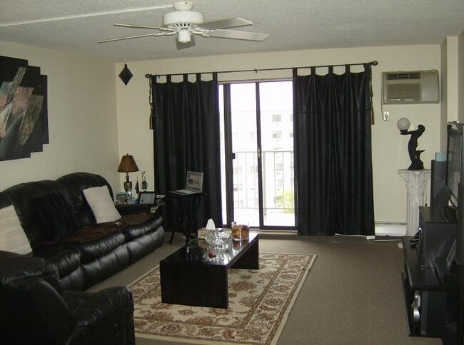 Building Photo - 151 Coolidge Ave