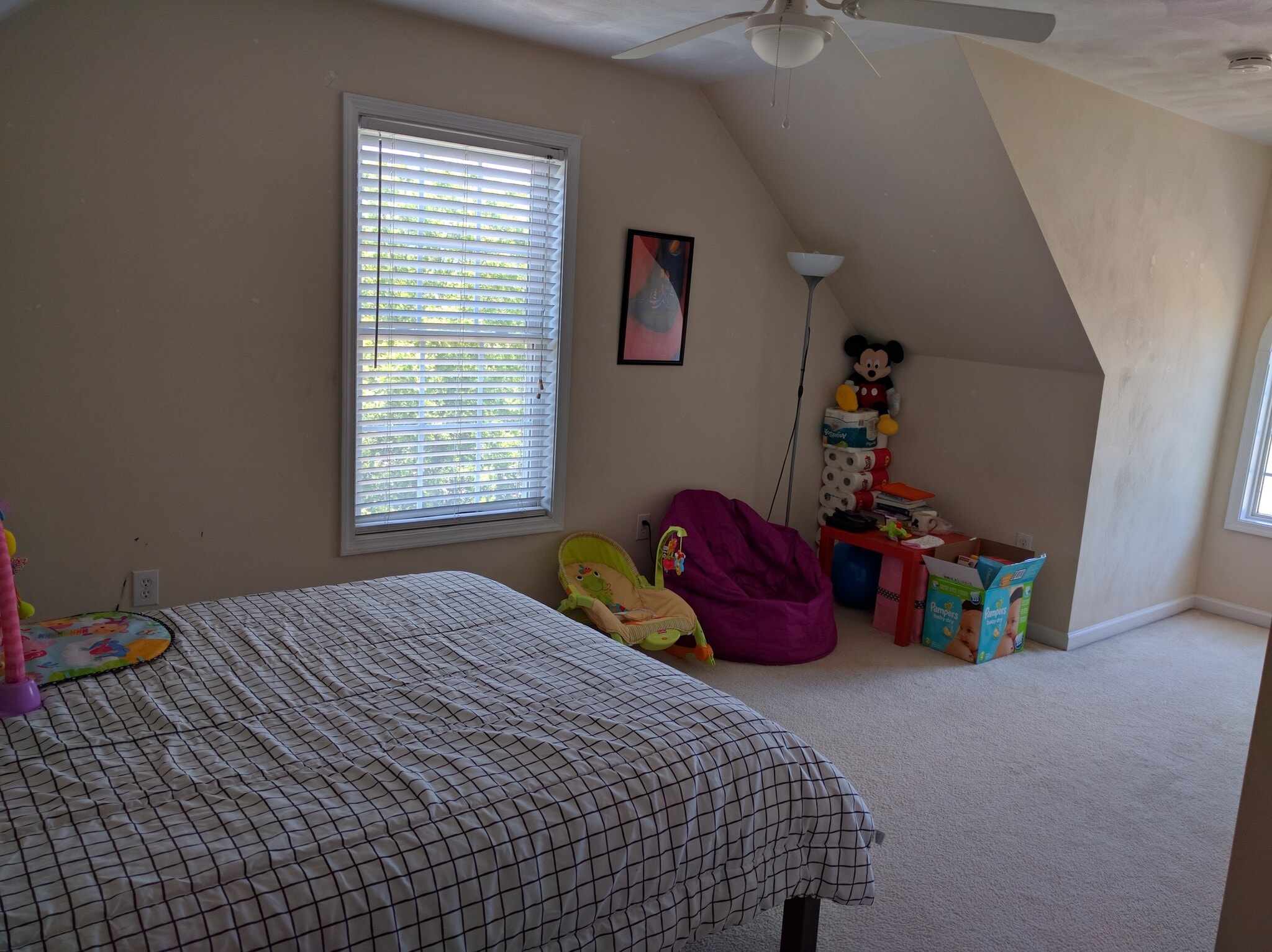 Building Photo - 709 Givens Ln