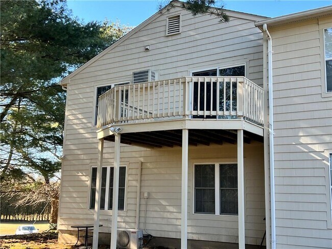 Building Photo - 29D Swan Ct