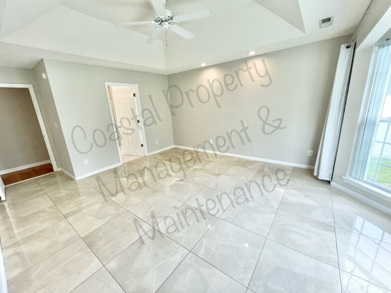 Building Photo - 304 Sherrybrook Dr