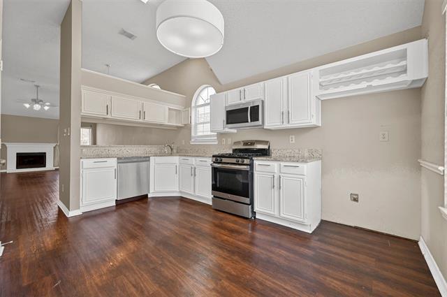 Building Photo - 10116 Long Rifle Dr