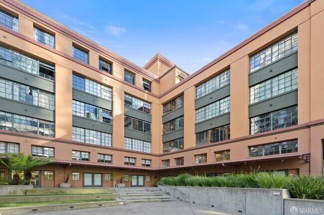 Building Photo - Sophisticated & Chic 2-Level Loft in SOMA ...