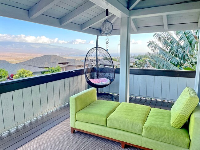 Building Photo - Wailuku Heights Executive Style 3Bed/2Bath Furnished Upstairs Home - Pool w/ cabanas - Most Utili...