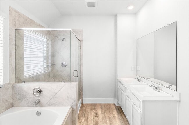 Building Photo - 4426 Ibiza Ln