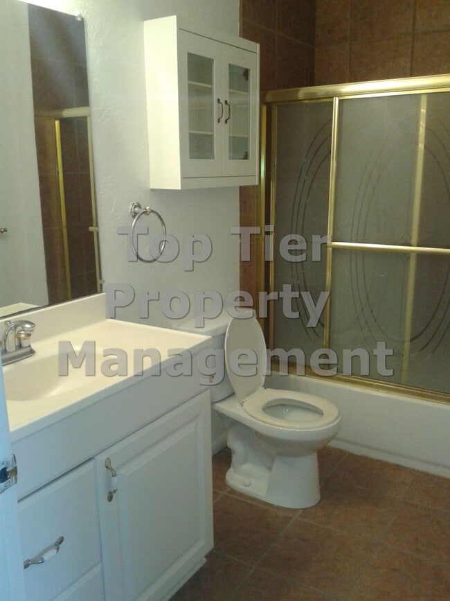 Building Photo - ***Gated Complex - 2 bed / 2 bath Condo in El Cajon - Available 02/10***