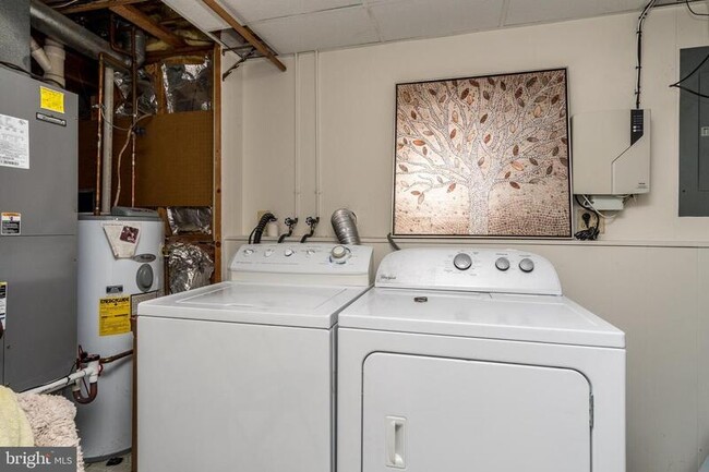 Building Photo - 46 Running Brooke Dr