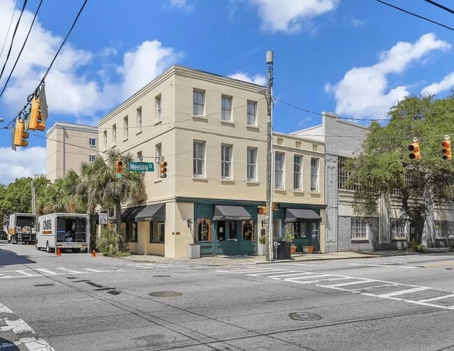 Building Photo - 251 Meeting St