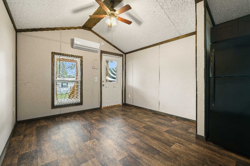 Building Photo - 3700 Schillinger Rd N