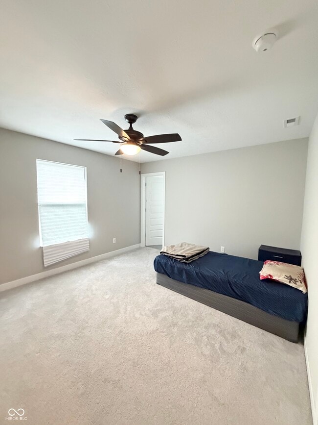 Building Photo - 908 Edmonds Pl