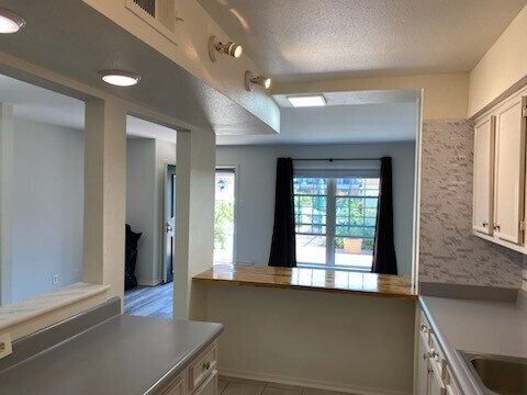 Building Photo - 11550 Chimney Rock Rd